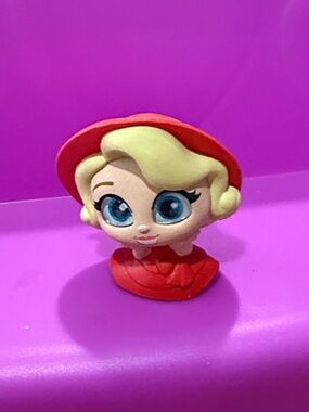 Charlotte Disney Doorable Red Hat Blonde Doll Head Toy - Kids Toys
